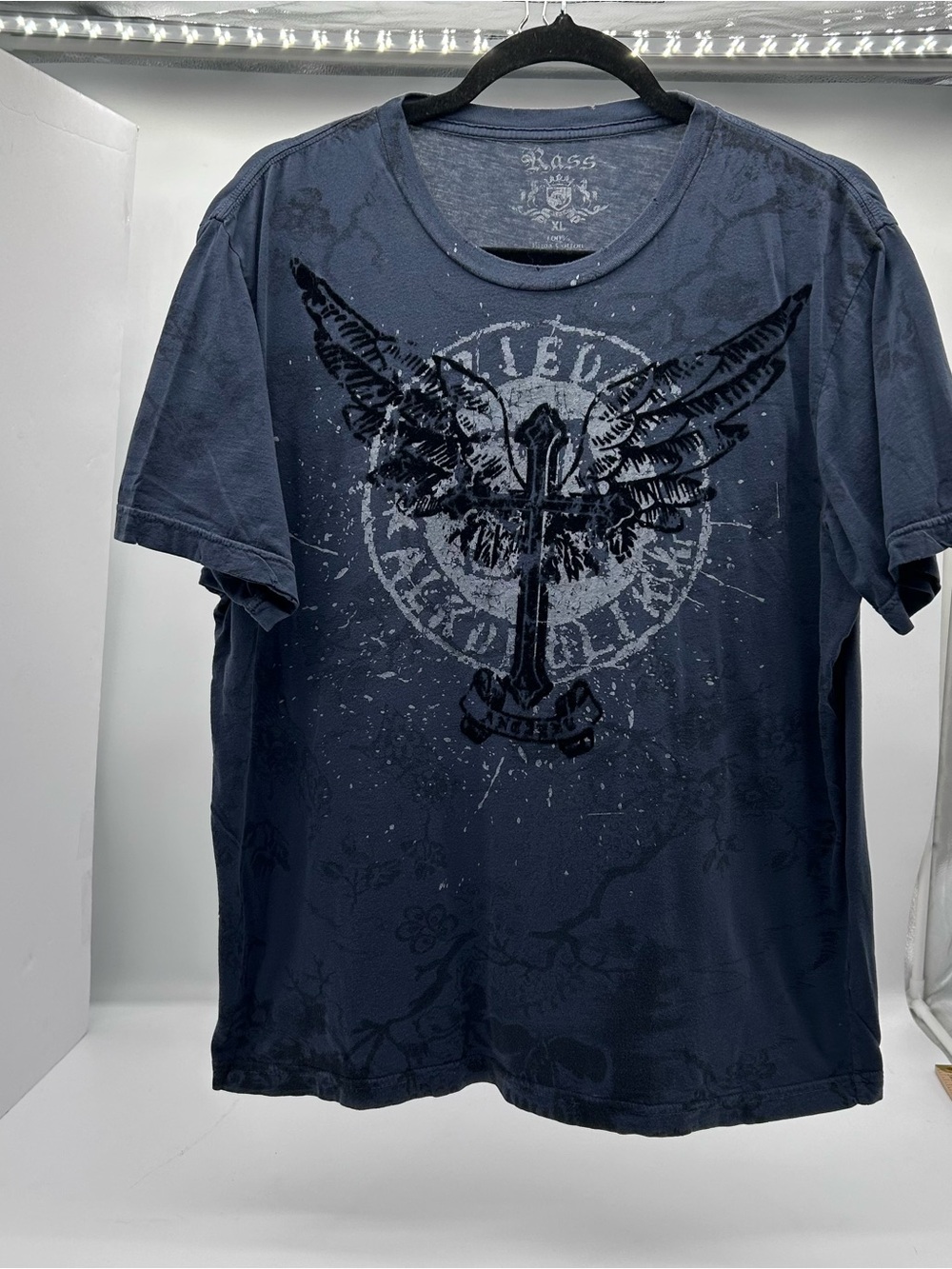 Vintage Rass Y2K Winged Cross Gothic T size XL